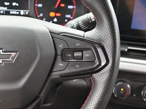 Used 2024 Chevrolet Trax RS w/ Driver Confidence Package FWD image 16