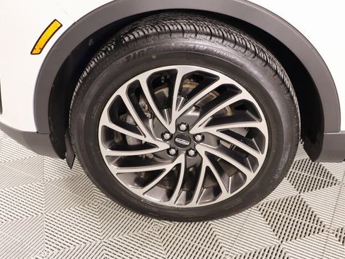 Used 2020 Lincoln Nautilus Reserve w/ Cargo Utility Package image 18