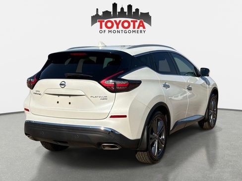 Used 2019 Nissan Murano Platinum image 3