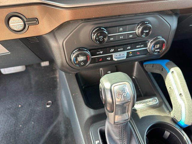 Used 2023 Ford Bronco Outer Banks AWD/4WD image 19