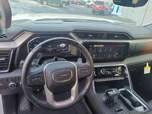 Used 2024 GMC Sierra 1500 Denali image 15