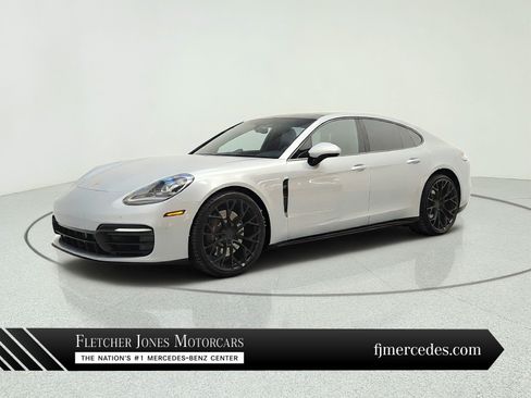 Used 2021 Porsche Panamera image 1