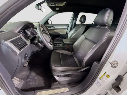 Used 2021 Volkswagen Atlas Cross Sport SE w/ Panoramic Sunroof Package AWD/4WD image 22