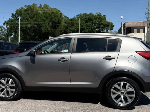 Used 2016 Kia Sportage LX w/ LX Popular Package image 8