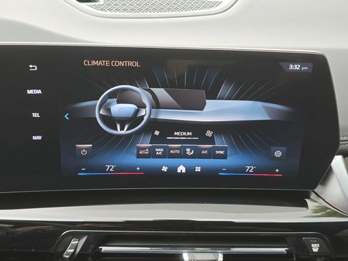 Used 2024 BMW X1 xDrive28i w/ Convenience Package image 23