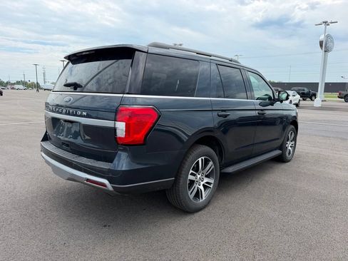 Used 2024 Ford Expedition XLT AWD/4WD image 5
