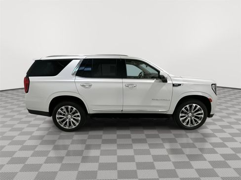Used 2021 GMC Yukon Denali AWD/4WD image 6