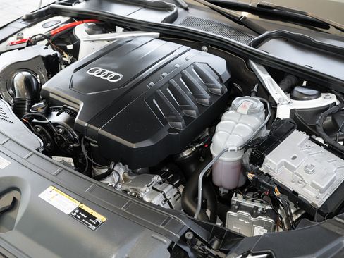 Used 2022 Audi A4 2.0T Premium Plus image 17