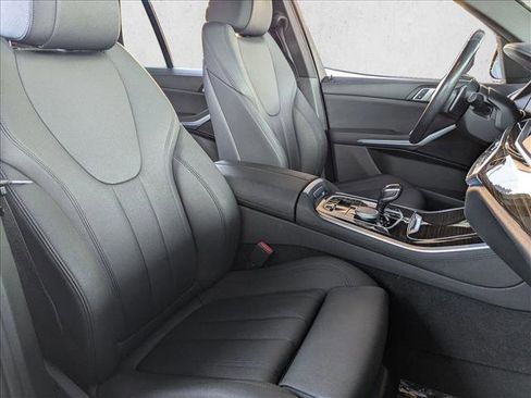 Used 2021 BMW X5 xDrive45e image 23