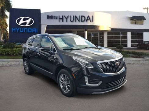 Used 2020 Cadillac XT5 Premium Luxury FWD image 3