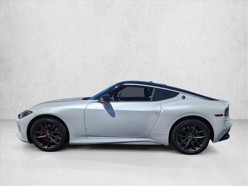 Used 2024 Nissan Z Performance w/ Floor Mat Package RWD image 8