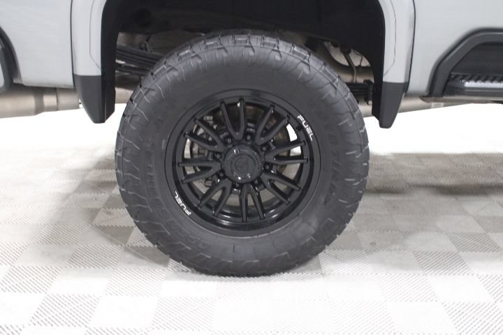 Used 2024 GMC Sierra 2500 Denali Ultimate AWD/4WD image 46