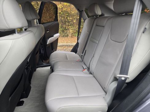 Used 2015 Lexus RX 350 2WD image 16