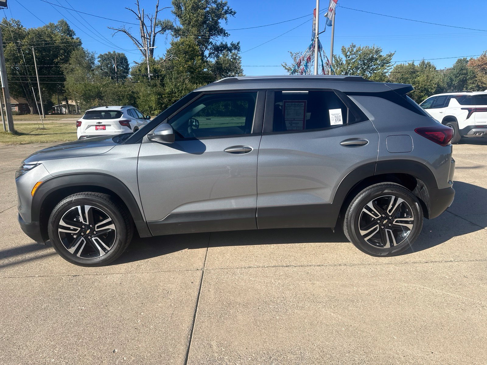 Used 2024 Chevrolet TrailBlazer LT FWD image 6