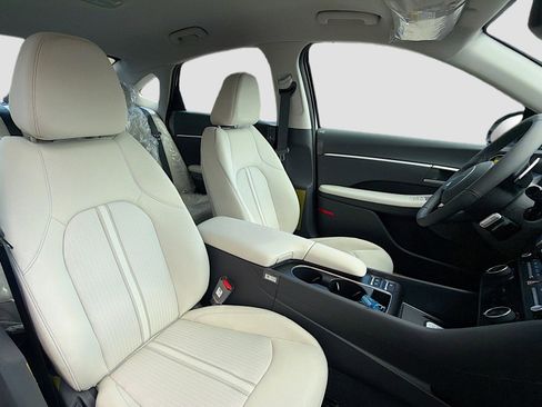 New 2026 Hyundai Sonata SEL FWD image 14
