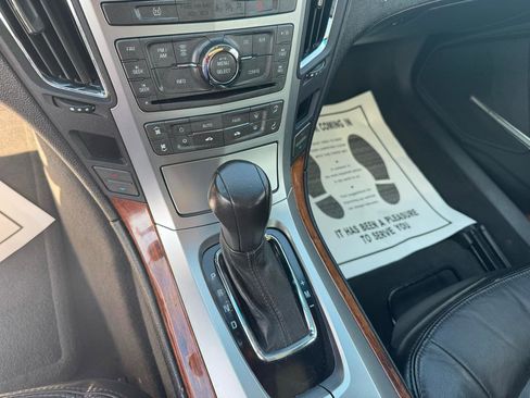 Used 2009 Cadillac CTS 3.6 w/ Wood Trim Package image 15