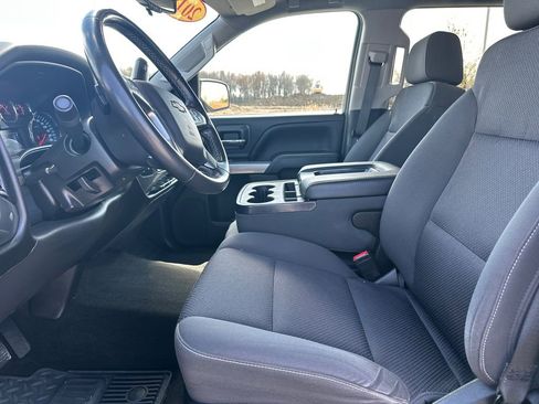 Used 2018 Chevrolet Silverado 1500 LT w/ All Star Edition AWD/4WD image 9