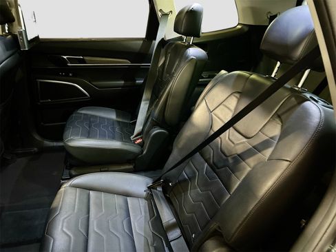 Used 2022 Kia Telluride SX w/ SX Prestige Package image 26