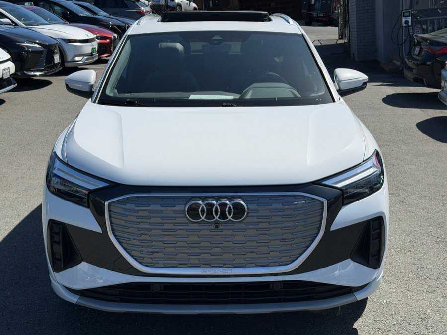 Used 2023 Audi Q4 e-tron Premium Plus w/ Premium Plus RWD image 2