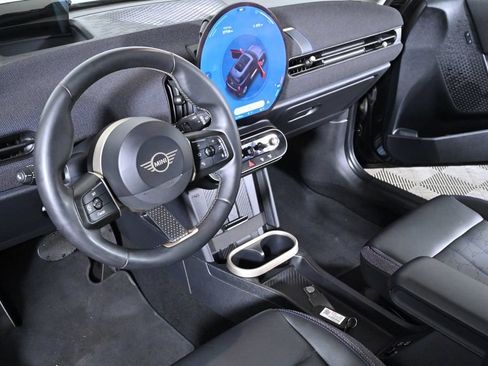 Used 2025 MINI Cooper S FWD image 11