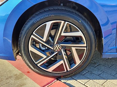 Certified 2023 Volkswagen Jetta SEL image 5