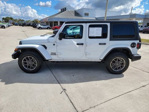 Used 2021 Jeep Wrangler Unlimited Sport image 2
