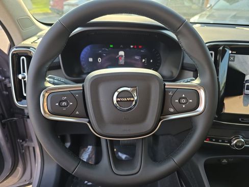 New 2026 Volvo XC40 B5 Plus w/ Protection Package Premier image 14