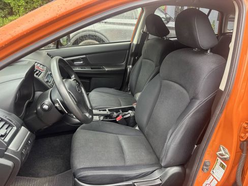 Used 2013 Subaru Crosstrek 2.0i Premium AWD/4WD image 9