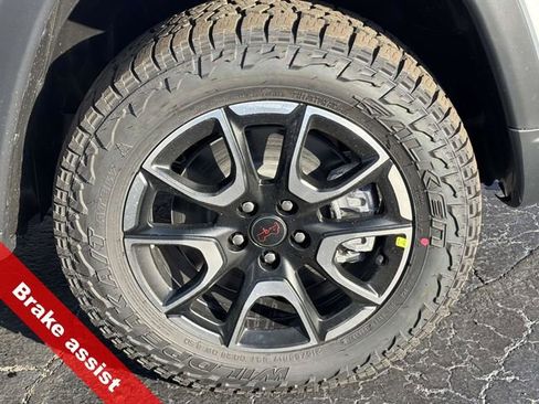 New 2026 Jeep Compass Trailhawk image 34