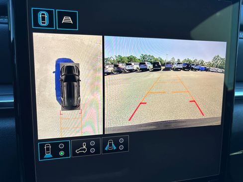 New 2026 GMC Terrain Elevation w/ Elevation Premium Package image 4