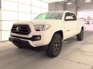 Used 2023 Toyota Tacoma SR5 AWD/4WD video 1