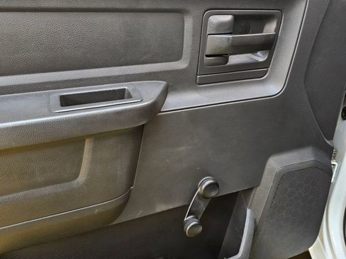 Used 2012 RAM 1500 ST RWD image 17