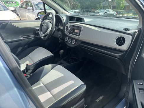 Used 2012 Toyota Yaris LE FWD image 8