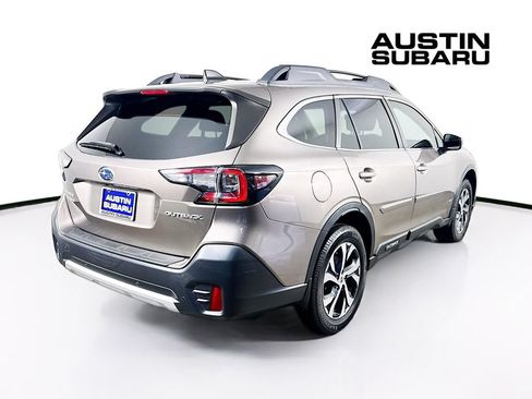 Used 2022 Subaru Outback Limited AWD/4WD image 7