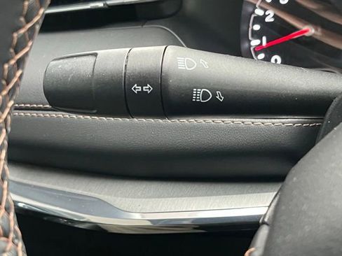 Used 2022 Jeep Compass Limited image 40