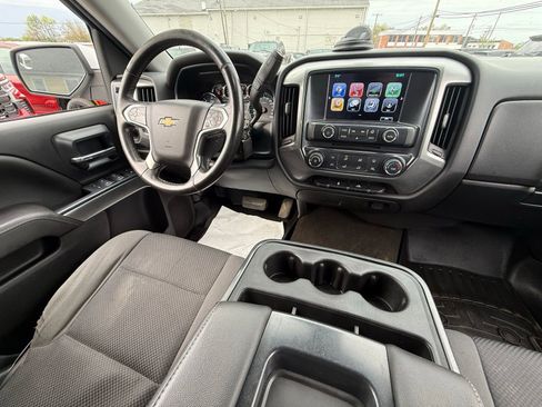 Used 2018 Chevrolet Silverado 1500 LT w/ Trailering Package AWD/4WD image 3