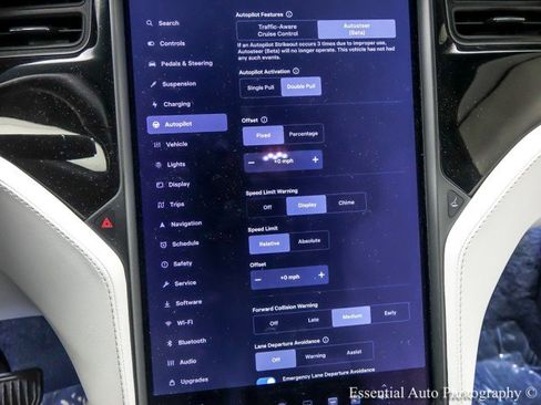 Used 2019 Tesla Model X Long Range image 31