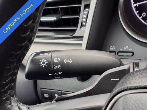 Used 2023 Toyota Camry SE image 21