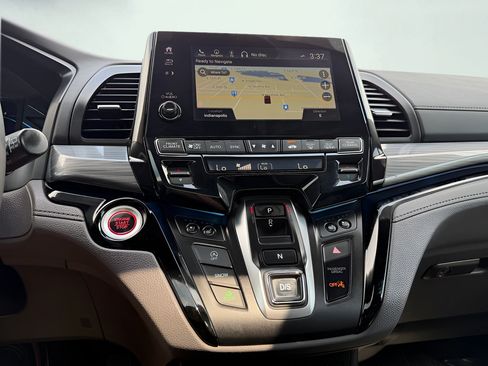Used 2022 Honda Odyssey Elite image 52