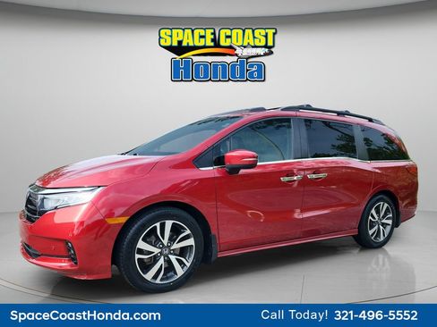 Certified 2023 Honda Odyssey Touring image 6