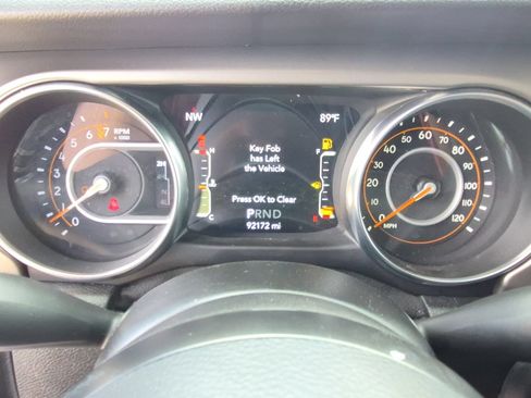 Used 2021 Jeep Gladiator Sport AWD/4WD image 21