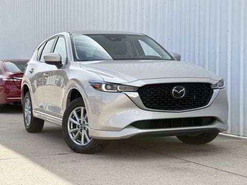 Used 2024 MAZDA CX-5 AWD 2.5 S w/ Select Package image 2