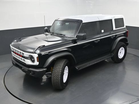 Used 2025 Ford Bronco Heritage Edition AWD/4WD image 34