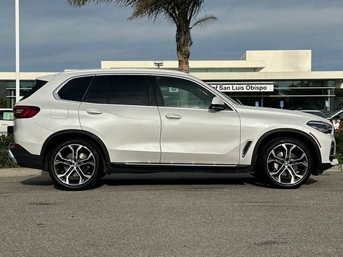 Used 2021 BMW X5 sDrive40i w/ Premium Package image 2