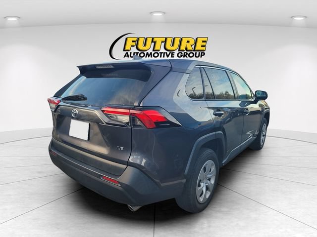 Used 2023 Toyota RAV4 LE FWD image 3