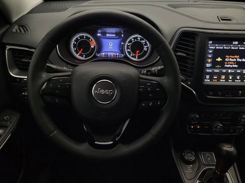 Used 2023 Jeep Cherokee Altitude Lux image 22