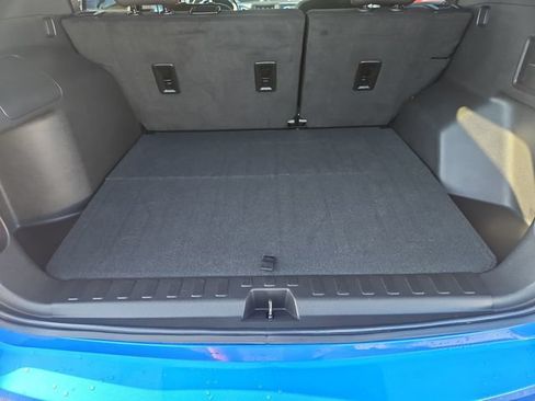 Used 2024 Chevrolet Equinox LT FWD image 22