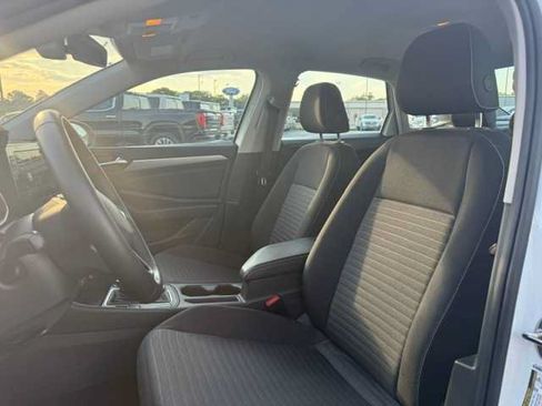 Used 2025 Volkswagen Jetta S FWD image 14