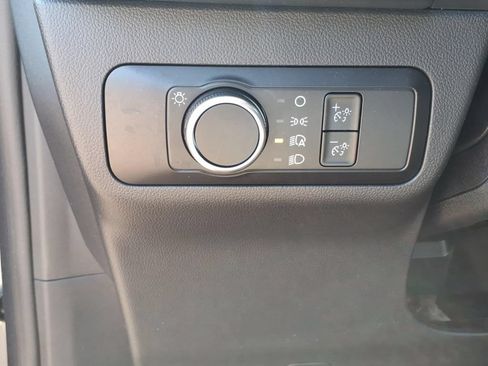 Used 2025 Ford Escape ST-Line FWD image 17