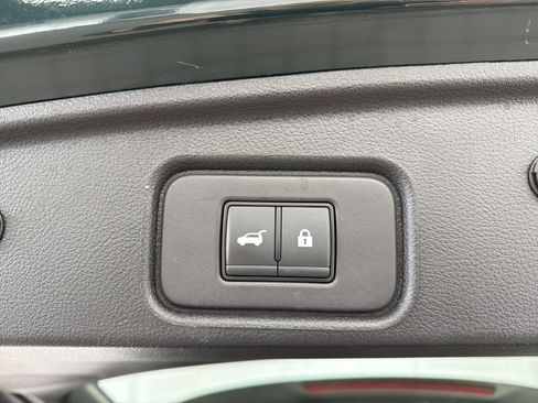 Used 2024 Nissan Pathfinder Platinum w/ Cargo Package image 18